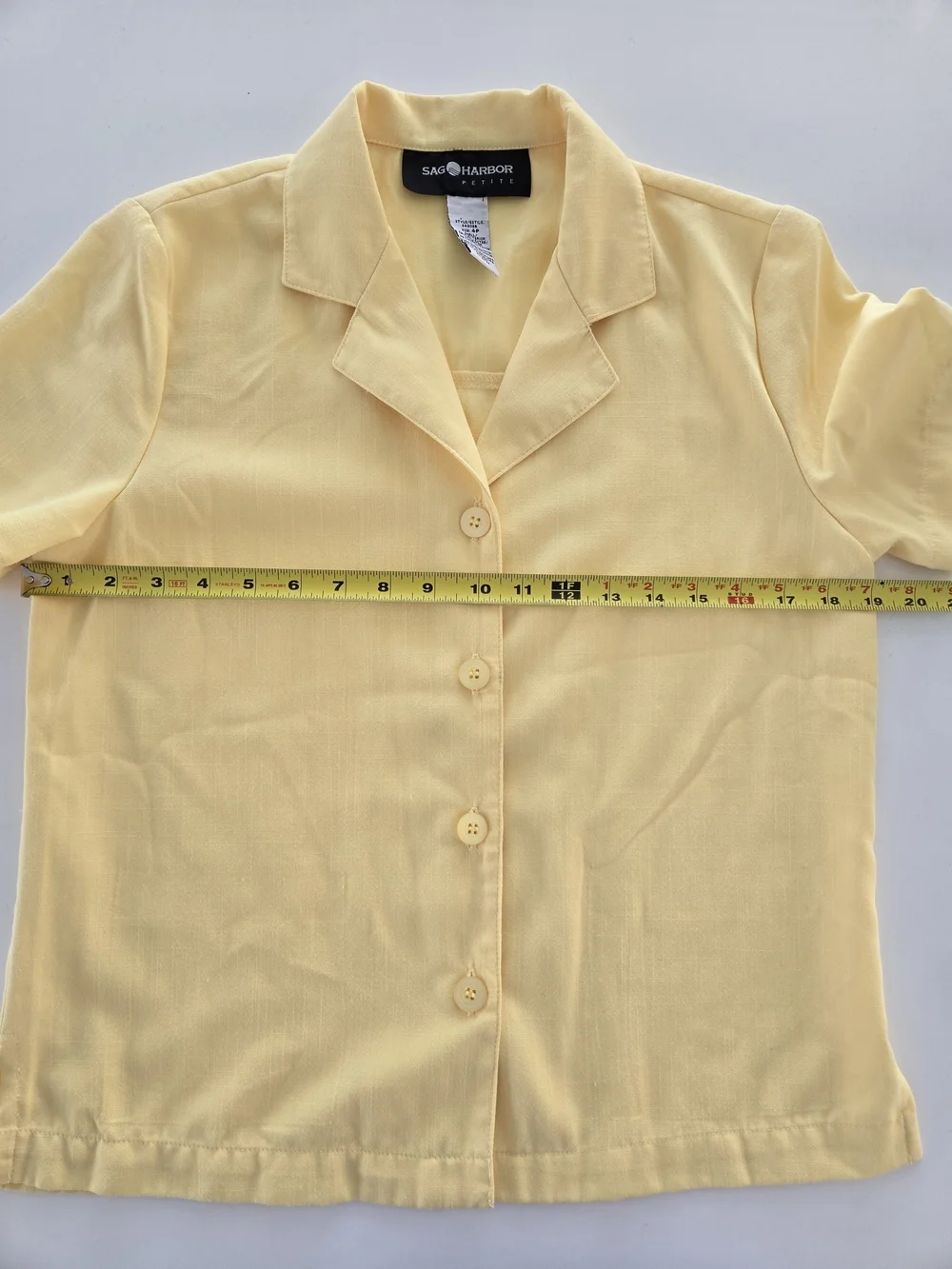 Sag Harbor Petite Pale Yellow Two-Piece Set Top Size 4 Short Size 6